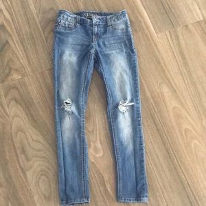 Girls light washed jeans